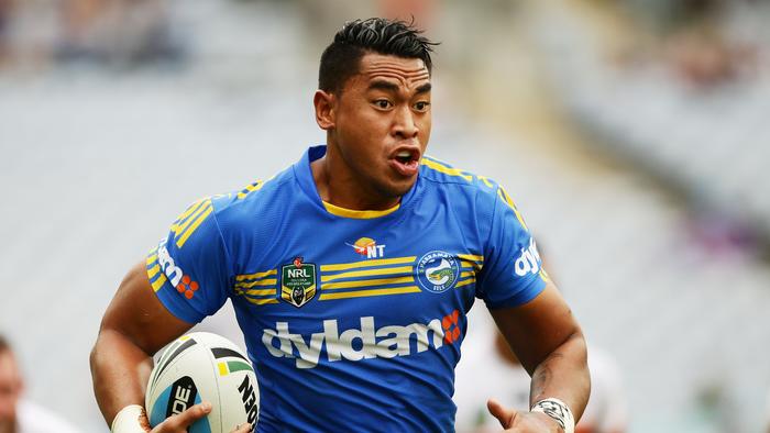 SYDNEY, AUSTRALIA - APRIL 06: John Folau of the Eels makes a break during the round five NRL match between the Parramatta Eels and the Wests Tigers at ANZ Stadium on April 6, 2015 in Sydney, Australia. (Photo by Matt King/Getty Images)