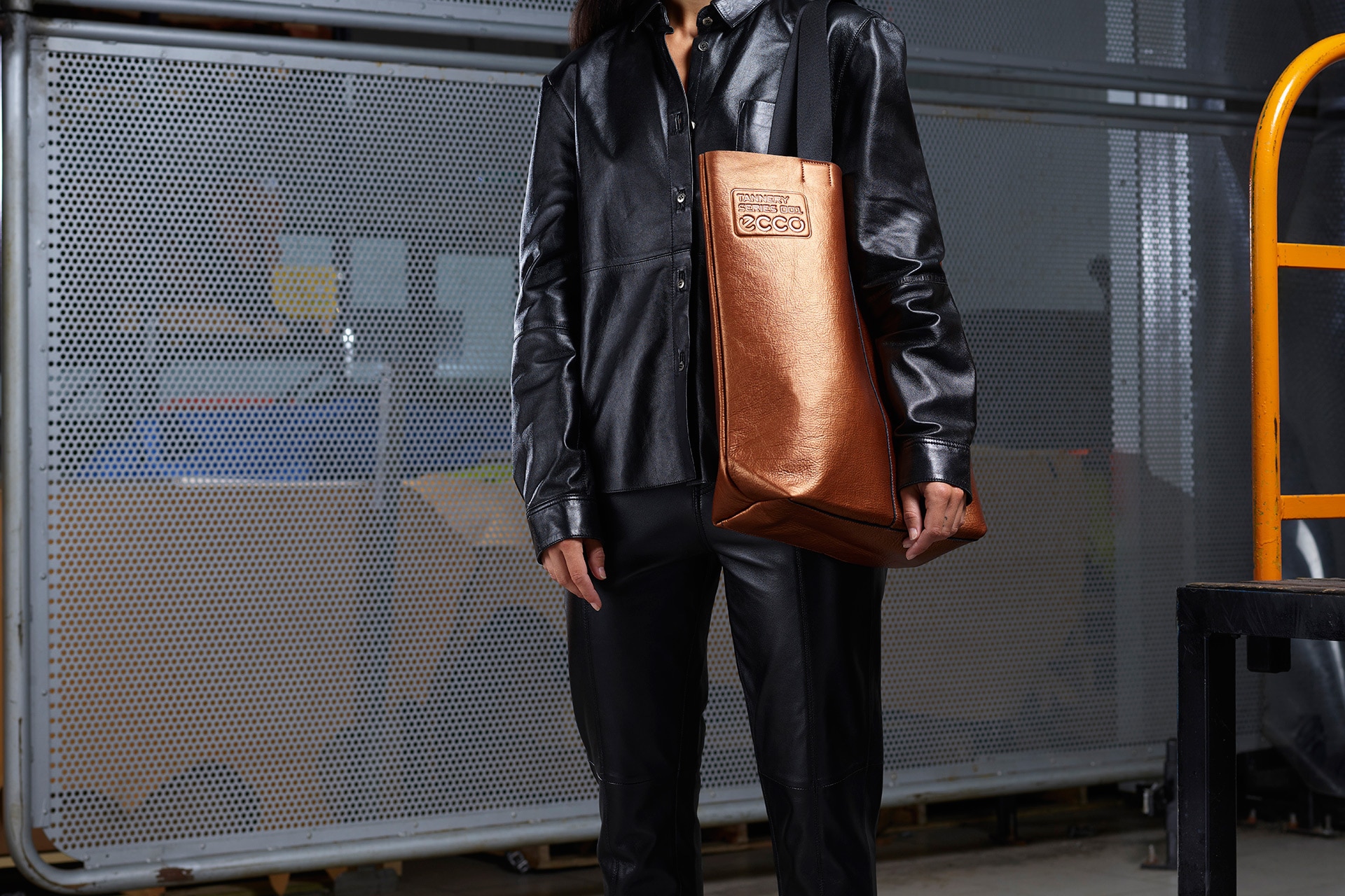 This eco friendly leather shopper bag will take you from desk to