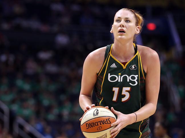 PHOENIX - JULY 14: Lauren Jackson #15 of the Seattle Storm takes a free throw shot during the WNBA game against the Phoenix Mercury at US Airways Center on July 14, 2010 in Phoenix, Arizona. The Storm defeated the Mercury 111-107 in triple overtime. NOTE TO USER: User expressly acknowledges and agrees that, by downloading and or using this photograph, User is consenting to the terms and conditions of the Getty Images License Agreement. (Photo by Christian Petersen/Getty Images)