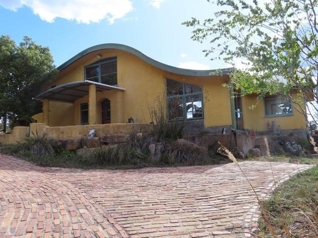 513 Ellwood Rd in Stanthorpe sold in April for $1.17 million. Photo: realestate.com