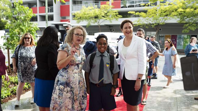 Principal Sharon Barker and Premier of Queensland Annastacia Palaszczuk welcomes students. First day at Fortitude Valley State Secondary College. 585 St Paul's Terrace and Brookes St, Fortitude Valley, Brisbane, 28th of January 2020. (AAP Image/Attila Csaszar)