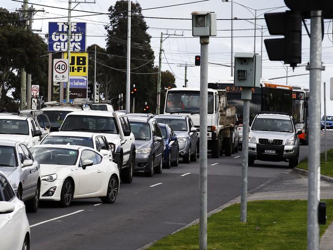 The speed camera at the corner of Batesford and Warrigal road in Chadstone. Picture: Paul Loughnan