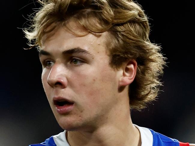 MELBOURNE, AUSTRALIA - JUNE 29: Ryley Sanders of the Bulldogs in action during the 2024 AFL Round 16 match between the North Melbourne Kangaroos and the Western Bulldogs at Marvel Stadium on June 29, 2024 in Melbourne, Australia. (Photo by Michael Willson/AFL Photos via Getty Images)