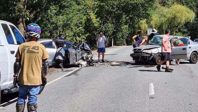There's been a serious two-car smash in Houghton along North East Road. Picture: Supplied FIVEaa/Paul Winds