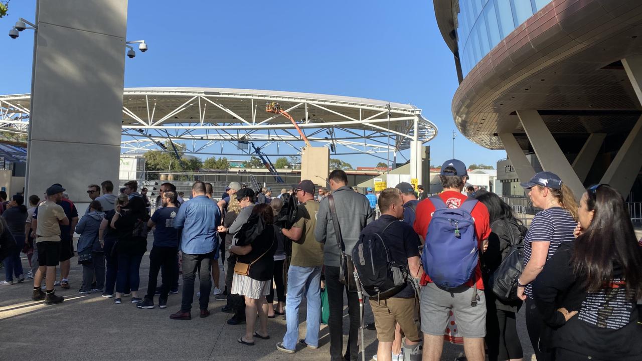 U2 Joshua Tree Tour: Hundreds line up outside Adelaide Oval | The ...