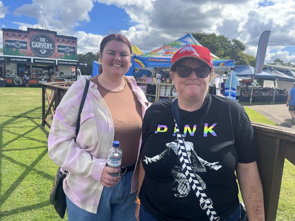Brittany O'Shea with Dolphin Alley at the Fraser Coast Show.