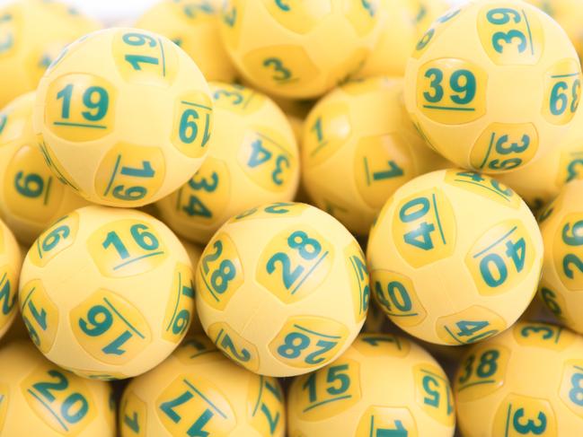 Generic Oz Lotto balls.