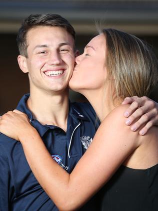 AFL draft: Lara teen and Geelong Falcon Tom Doedee plucked by Adelaide ...