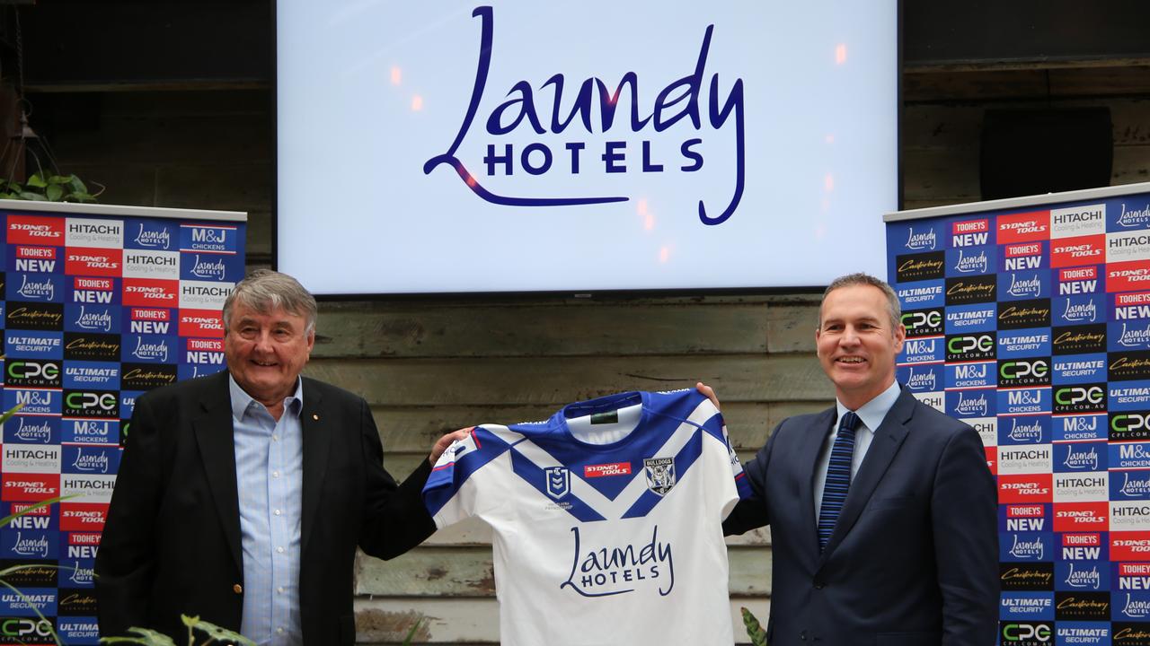 Arthur Laundy with Bulldogs CEO Andrew Hill.