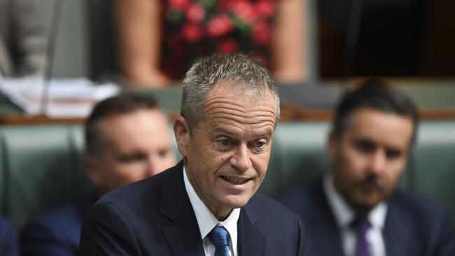 Australian Opposition Leader Bill Shorten makes a statement on the Royal Commission into Institutional Responses to Child Sexual Abuse in the House of Representatives at Parliament House in Canberra, Thursday, February 8, 2018.  (AAP Image/Lukas Coch) NO ARCHIVING