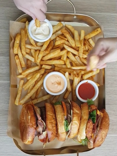 Burgers with Bite is a virtual restaurant on Uber Eats.