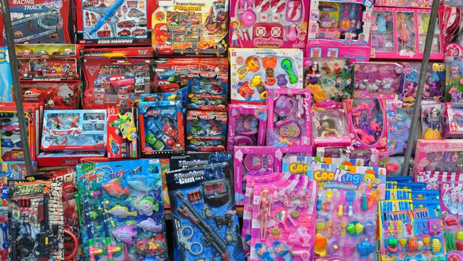 Gold Coast toyshop fined for selling ‘Fun Crossbow’ | news.com.au ...