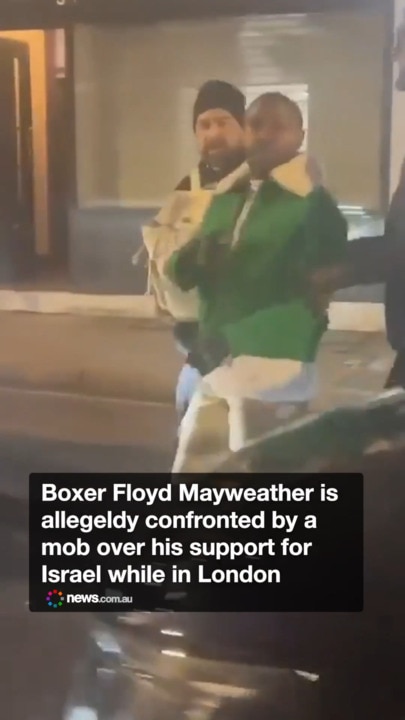 Floyd Mayweather attacked by mob in street brawl