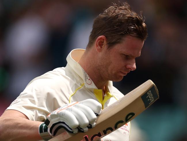 SYDNEY, AUSTRALIA - JANUARY 05: Steve Smith of Australia looks dejected after being dismissed by Keshav Maharaj of South Africa during day two of the Second Test match in the series between Australia and South Africa at Sydney Cricket Ground on January 05, 2023 in Sydney, Australia. (Photo by Cameron Spencer/Getty Images)