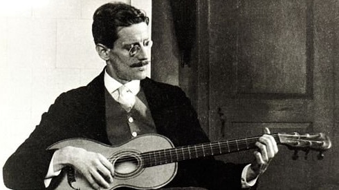 Portrait of James Joyce from 1915.