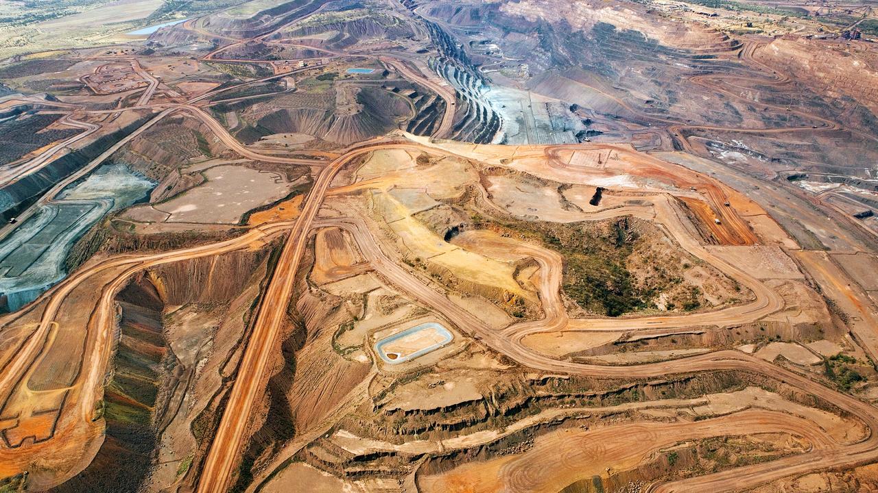 Australia’s iron ore price leads to $300b export boom despite China ...