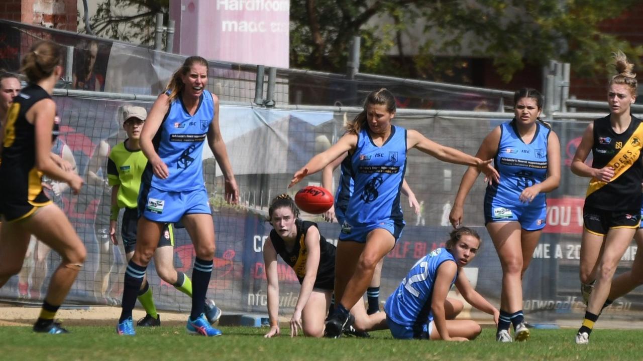 Sturt's Jess Schulz with ball in her side's SANFLW game against Glenelg. Picture - Peter Swan