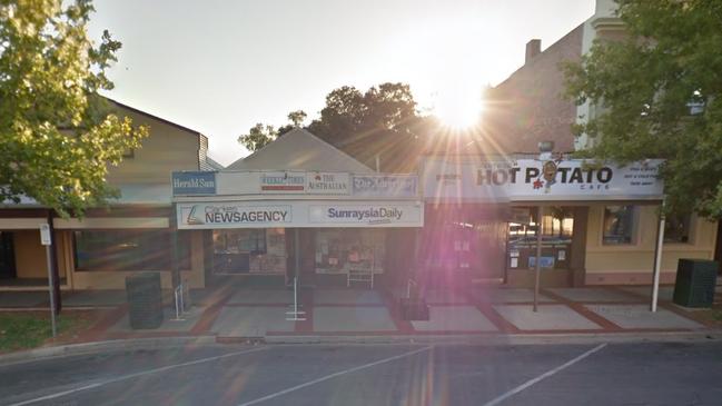 Wentworth news agency handed out 10 winning lotto tickets in the latest draw