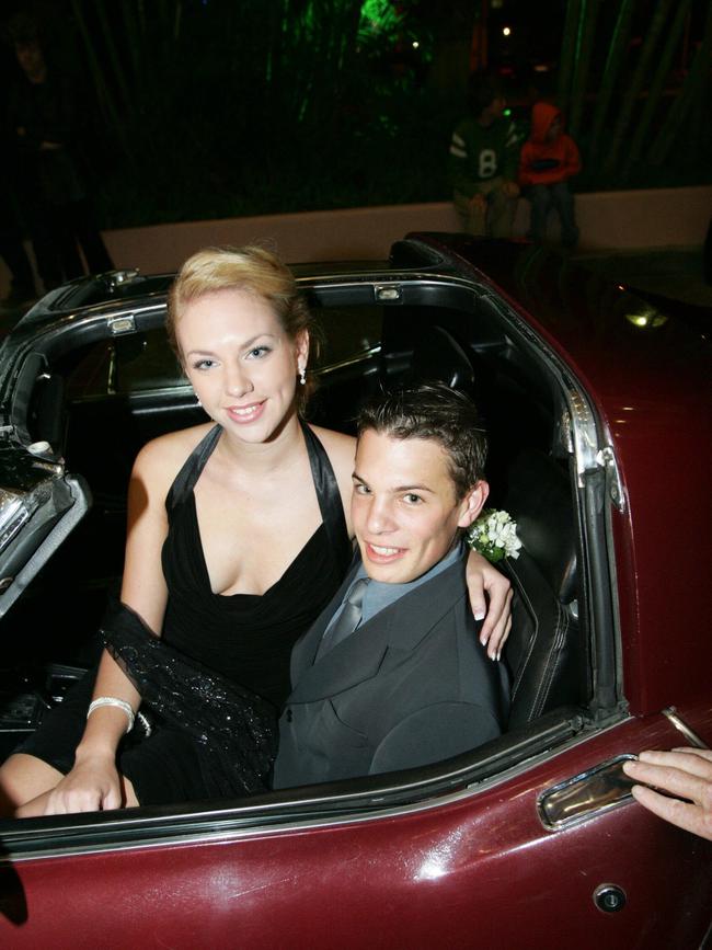 JUNE 06, 2004: Jenna McStay, 17 and Nathan Wilson, 17 from Hillcrest Christian College at the Crowne Plaza in Surfers Paradise for their school formal. PicMike/Batterham - socials