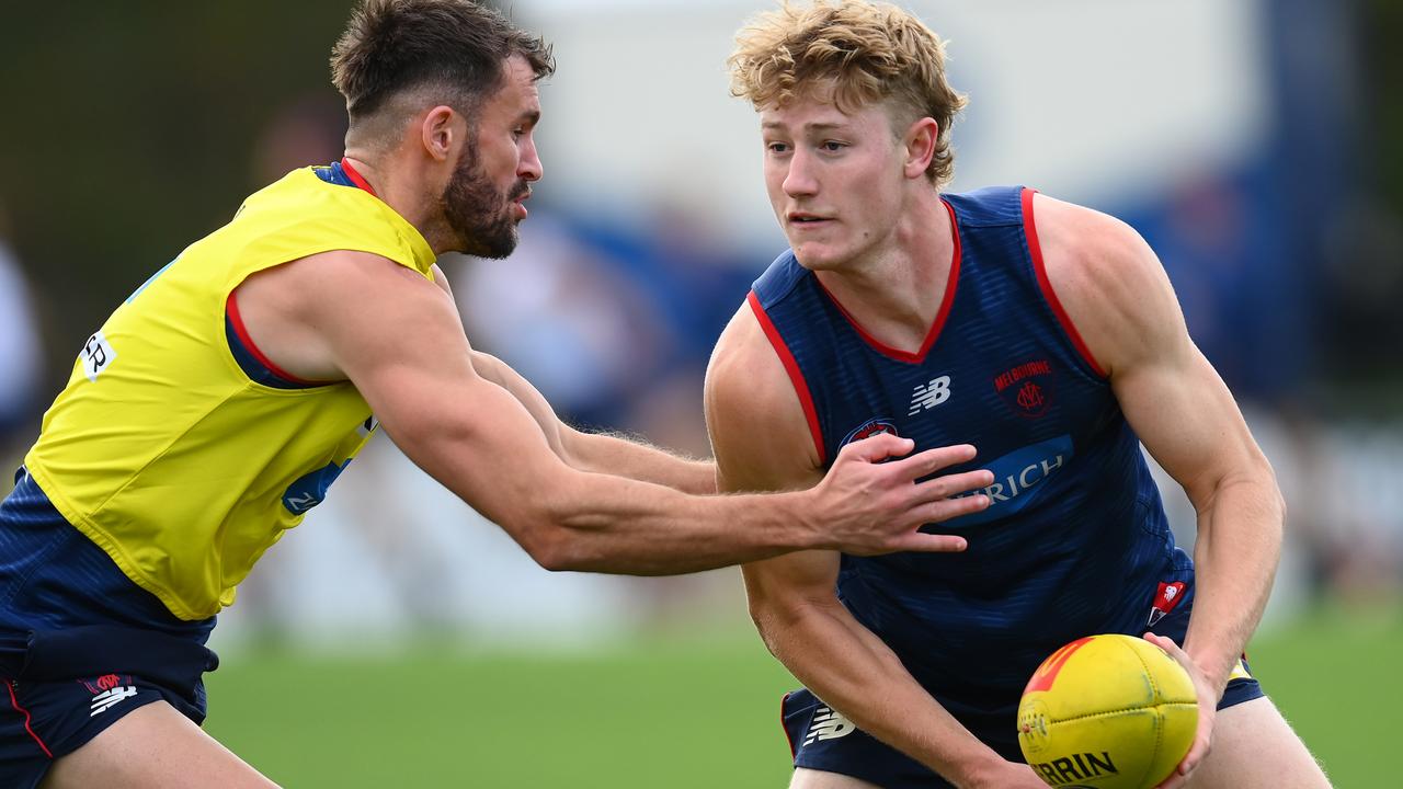 AFL on X: Rooooooooooooo 🦘 Congratulations to @melbournefc's Jacob van  Rooyen who is the round 12 AFL Rising Star nominee.   / X