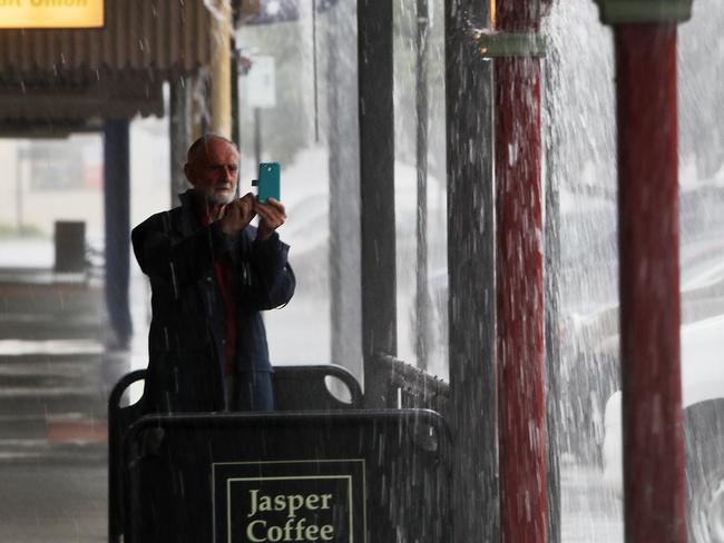 Heavy rain falling in Euroa in central Victoria. Aaron Francis/The Australian