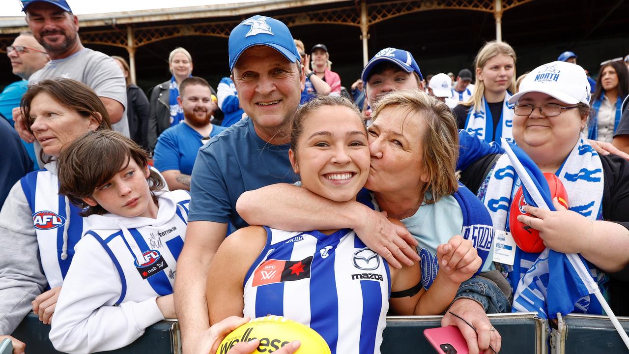 Niamh Martin with her family post-match. Picture: Michael Willson/AFL Photos via Getty Images