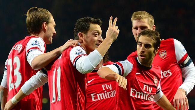 Mesut Ozil found his goal-scoring touch against Hull.