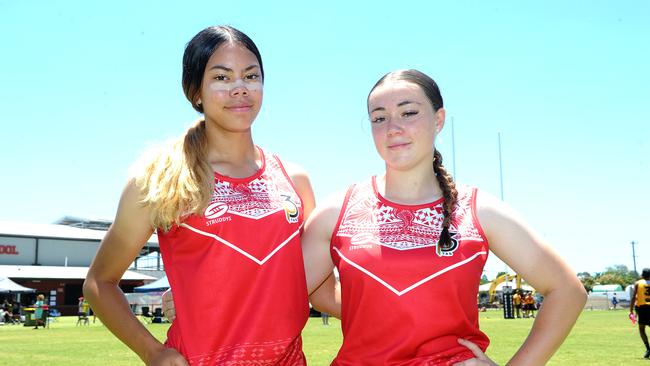 Zhian Duley-Quinn and Chloe Rowe of u16 team Tonga Touch football cultural competition at Marsden SHS. Saturday November 20, 2021. Picture, John Gass