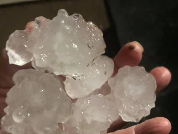 Leigh Pederson snapped this pic of the hail at Bradman Avenue.