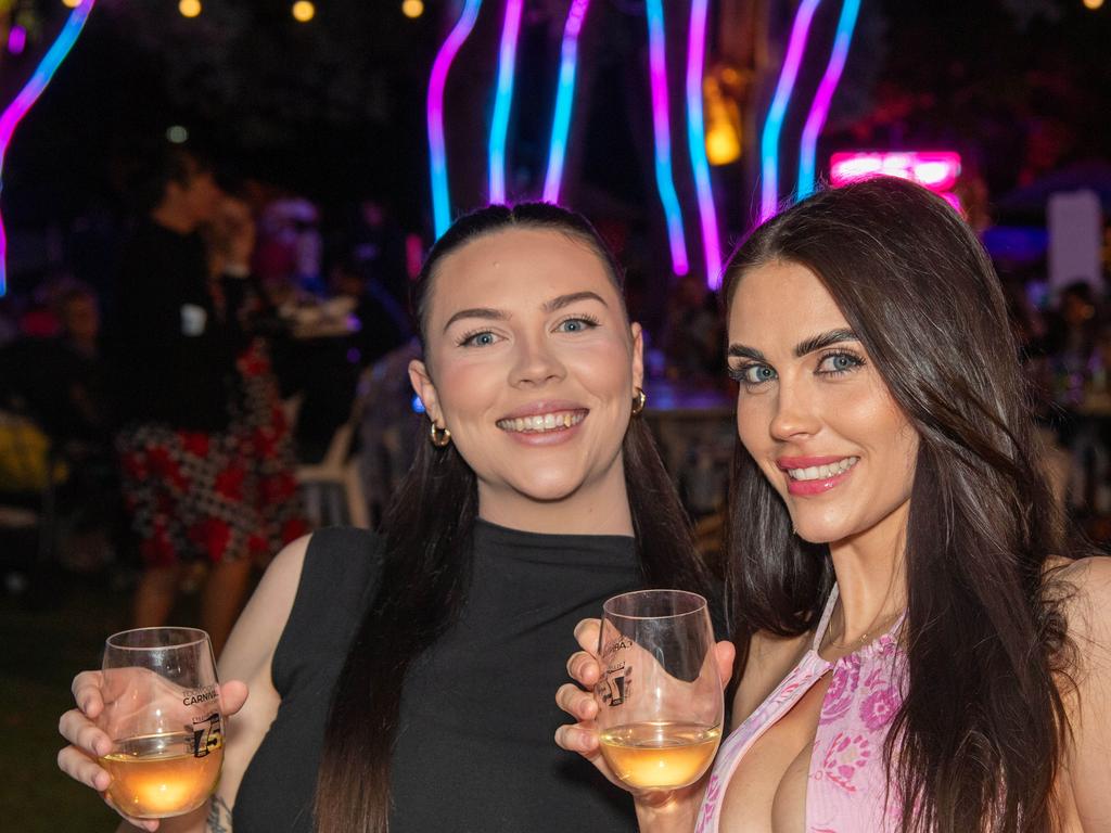 (From left) Brianna and Taylah Gillies. Toowoomba Carnival of Flowers Festival of Food and Wine. Friday, September 13, 2024. Picture: Nev Madsen