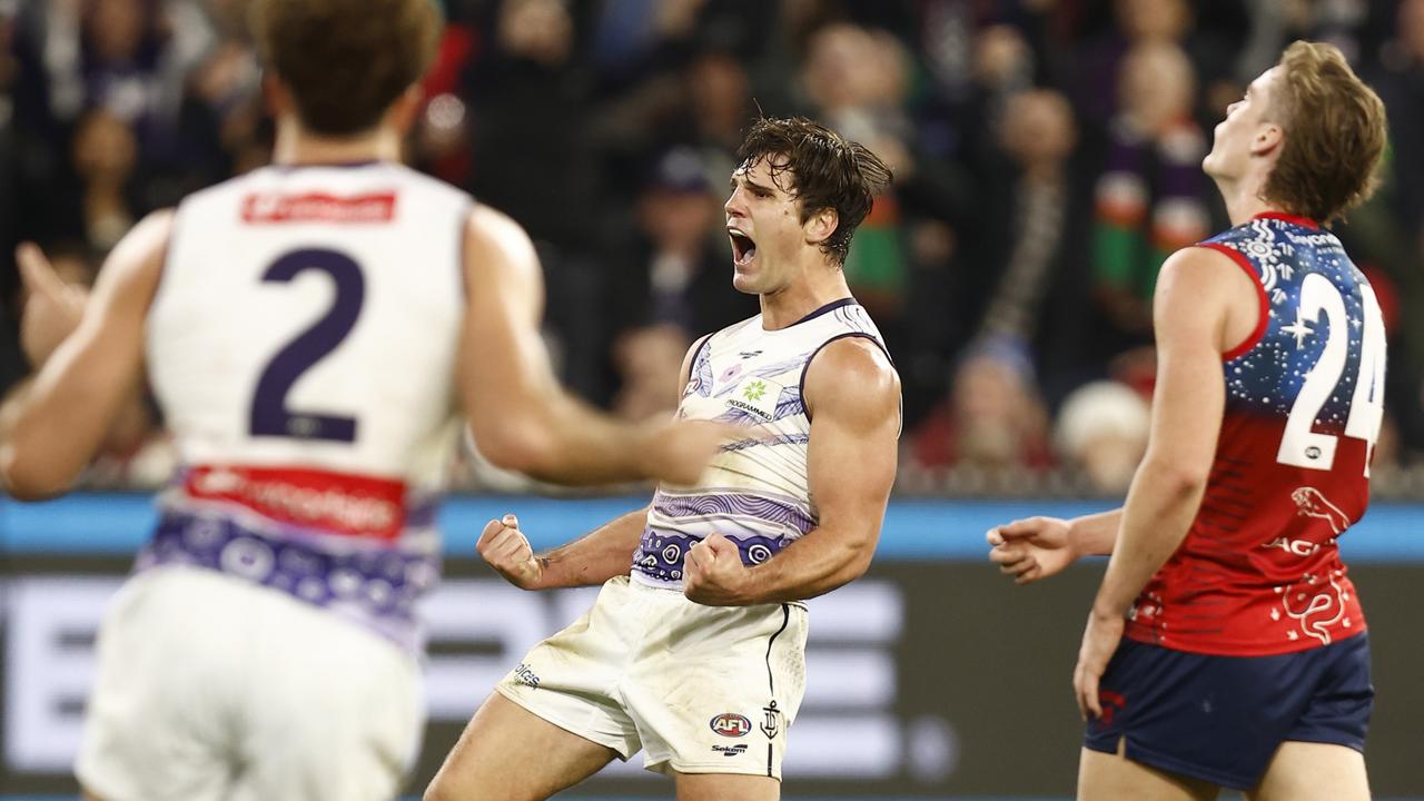 stream afl live