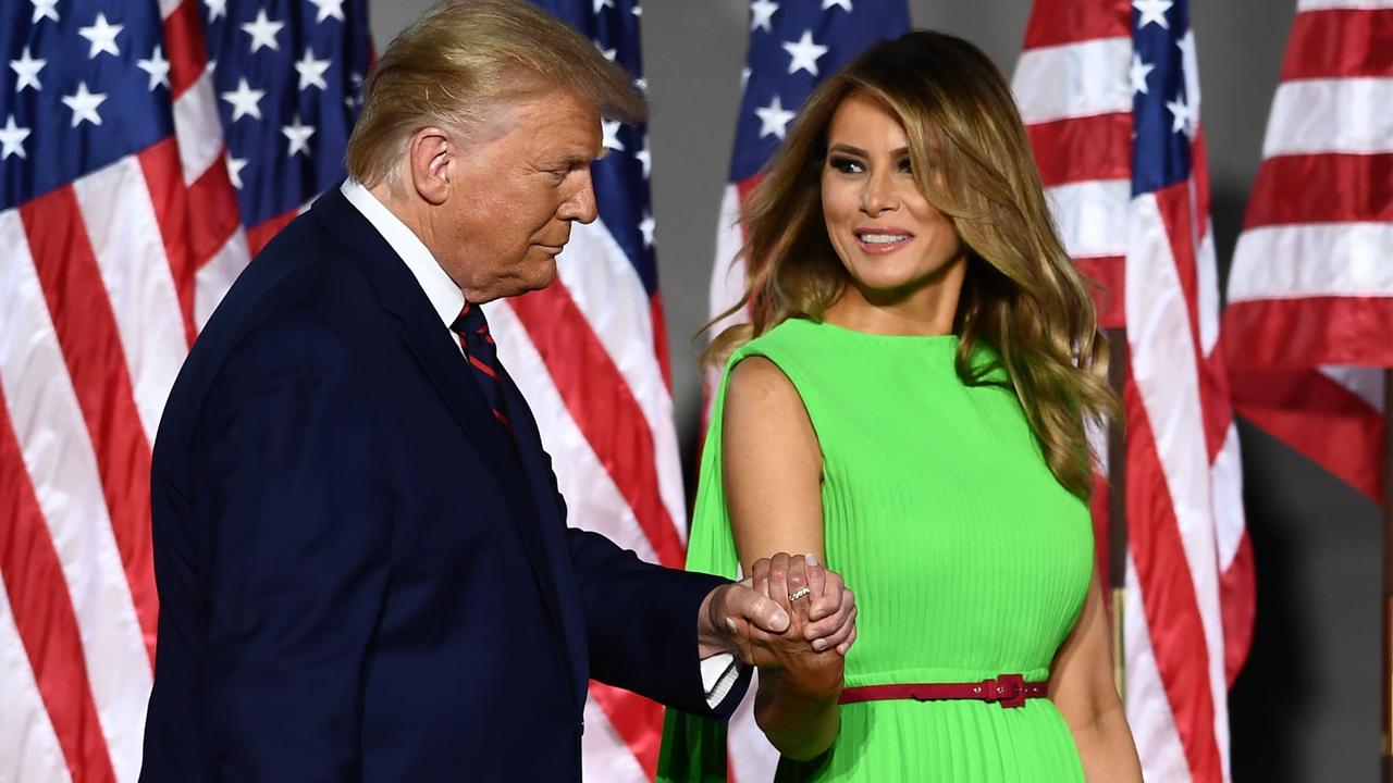 Rnc 2020 Melania Trumps Dress Ignites Twitter Green Screen Chaos