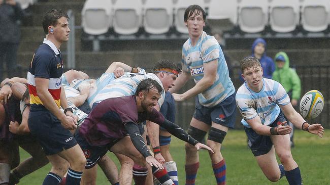 NSW's TJ Herring gets the pass away against Queensland 1.