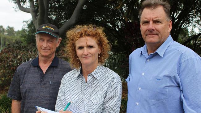 Judy Plath (centre), with Moore Park Beach Action Group spokesperson Alan Corbett (left) and LNP Member for Burnett Stephen Bennett (right), said she had confidence that Mr Dingle would represent the interests of irrigators.