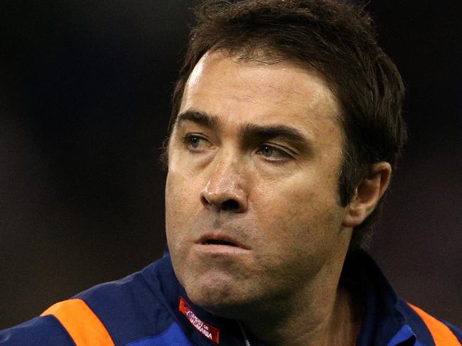 Brad Scott coach of the Kangaroos during the Round 21 AFL match between the North Melbourne Kangaroos and the Western Bulldogs at Etihad Stadium in Melbourne, Sunday, August 12, 2018. (AAP Image/Hamish Blair) NO ARCHIVING, EDITORIAL USE ONLY