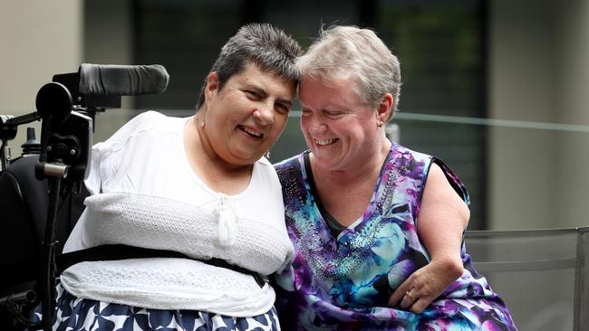 Thalidomide victims Lynette Rowe and Lisa McManus. Picture: David Geraghty