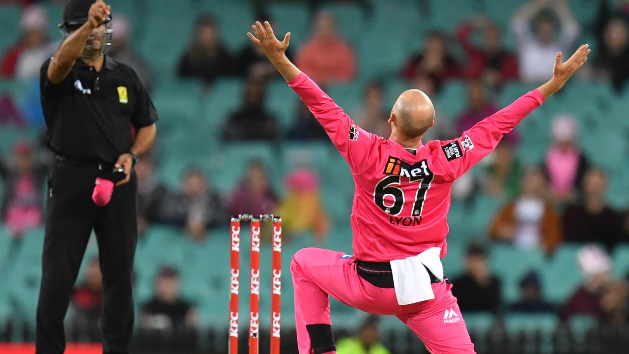 Nathan Lyon could play finals for the Sydney Sixers . (AAP Image/Dean Lewins)