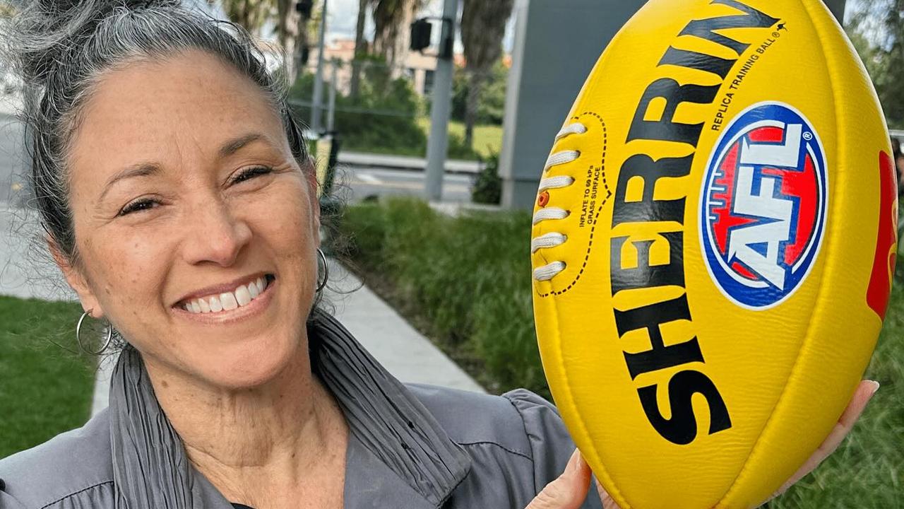 Footy fan Cindye – a Los Angeles resident who claims to be the most knowledgeable female on the AFL in the whole United States – hosts a podcast on her social platforms called AFL from LA. Picture: Facebook.