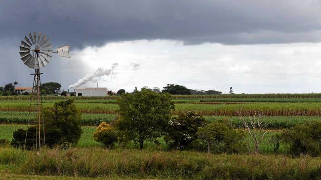 WET WEATHER: 2.4mm of rain has fallen on Bundaberg this morning with conditions expected to clear tomorrow. Picture: Mike Knott BUN221117WEATHER4