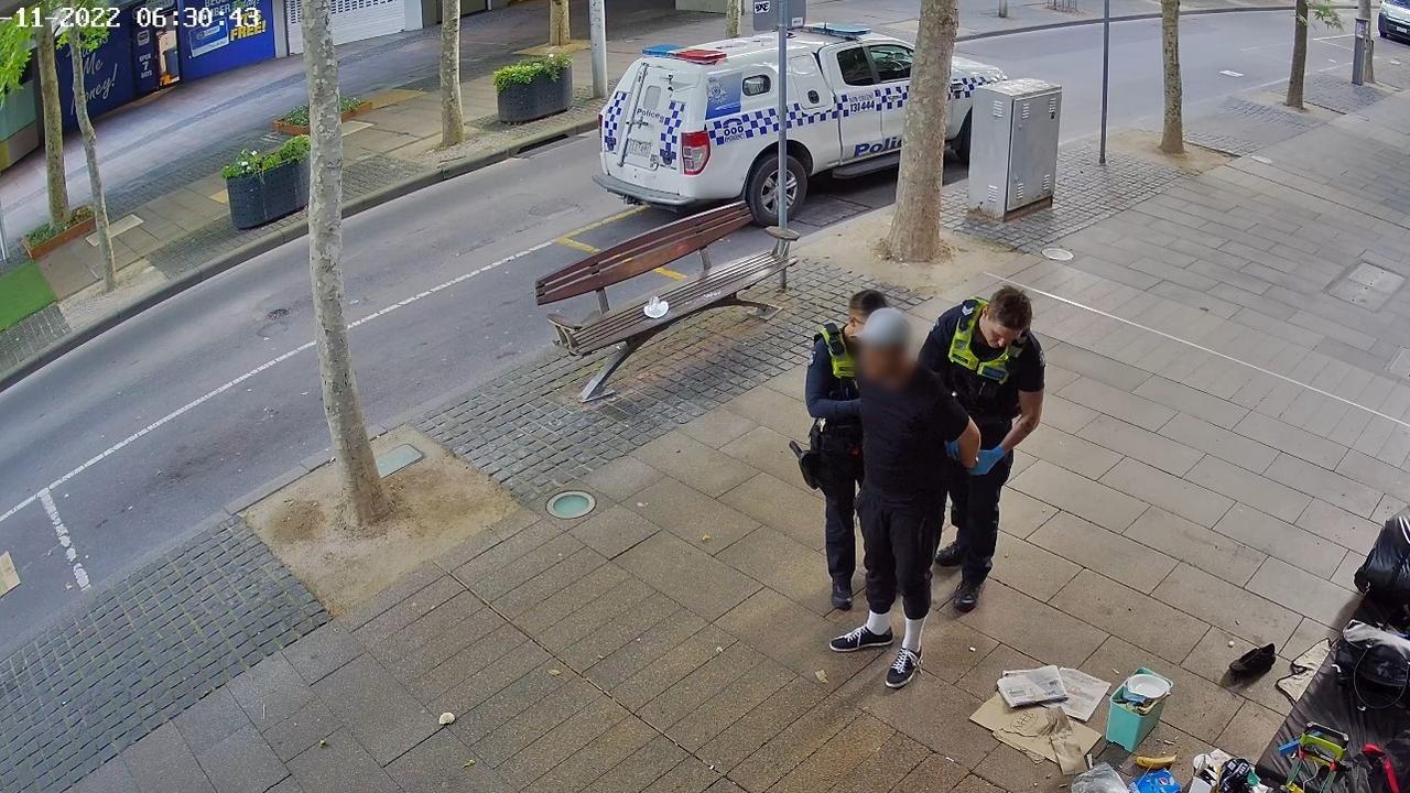 Man Allegedly Assaulted Outside Geelong Cbd 7 Eleven Store Geelong Advertiser 5965