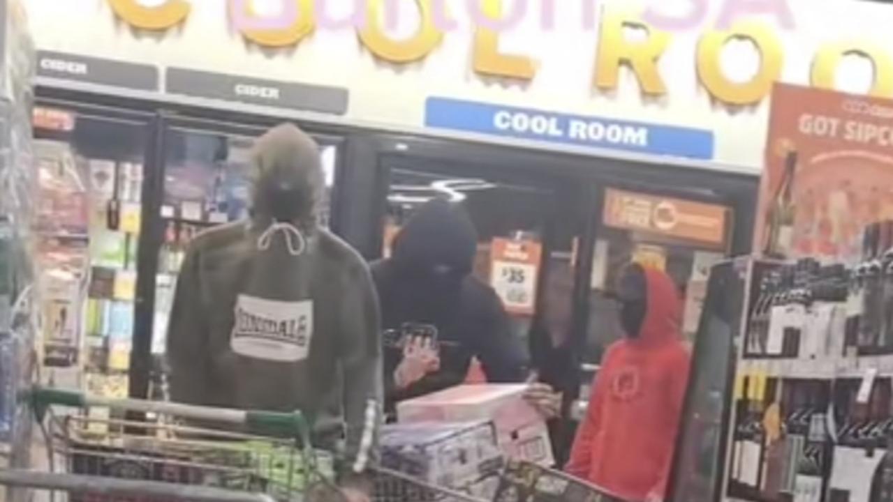 Helpless staff watch ‘eshays’ raid bottle shop