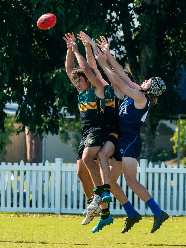 Moranbah State High v Chanel in AFLQ Schools Cup North Queensland ...