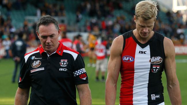 Alan Richardson and Nick Riewoldt after the loss to Hawthorn.