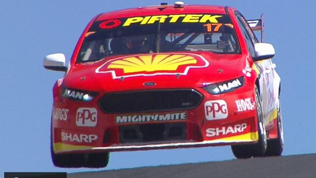 Scott McLaughlin on the lap he broke the Supercars lap record of Mount Panorama.