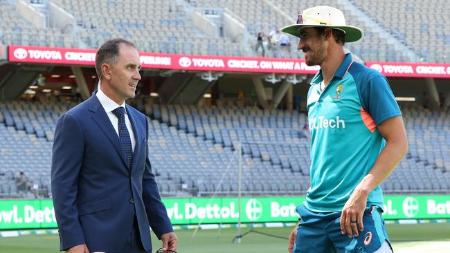 Justin Langer with Mitchell Starc before the Pakistan Test in Perth. (Photo by Paul Kane/Getty Images)