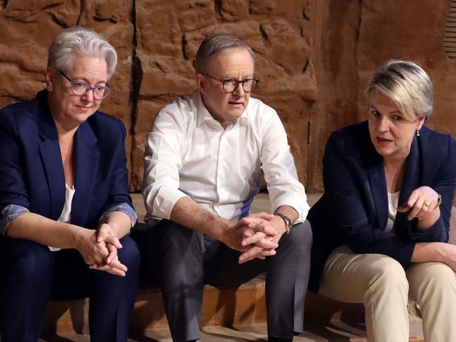 SYDNEY, AUSTRALIA - NCA NewsWire Photos - APRIL 06, 2023: Australian Prime Minister Anthony Albanese is pictured with the Minister for the Environment and Water, Tanya Plibersek (R), and Minister for the Environment Penny Sharpe (L) at Wild Life Sydney Zoo in Darling Harbour.. Picture: NCA NewsWire / Nicholas Eagar