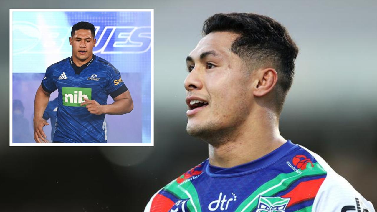 All Black Roger Tuivasa-Sheck has signed with the Warriors.