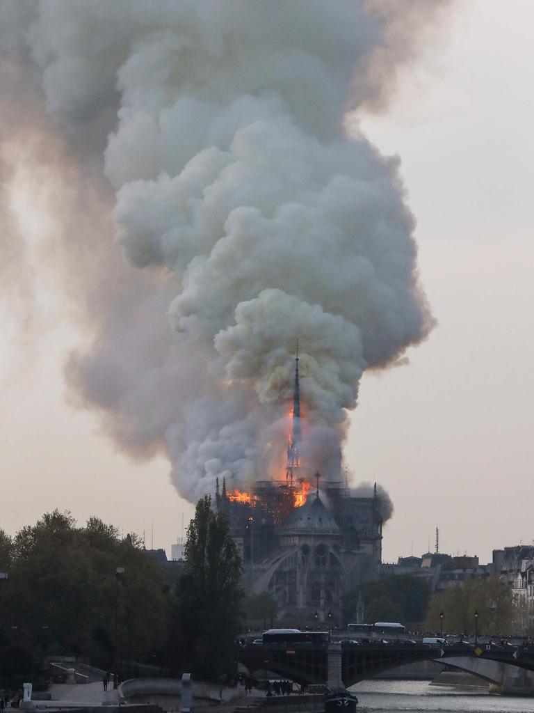 The devastating scene just hours later. Picture: Francois Guillot/AFP