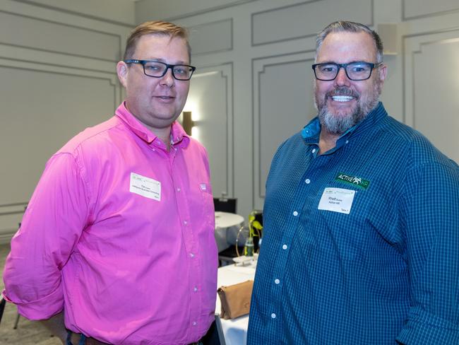 Tim Staatz, Rhett Stubbs