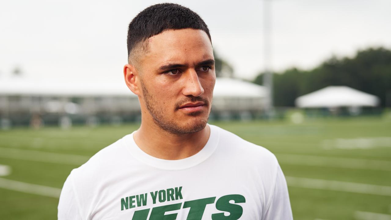 Valentine Holmes makes first NFL plays for the New York Jets, but